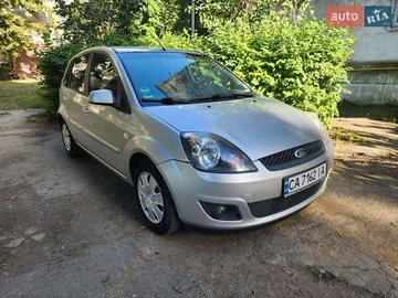 Авто Ford Fiesta 2007 № 7929098
