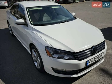 Авто Volkswagen Passat 2015 № 7929147