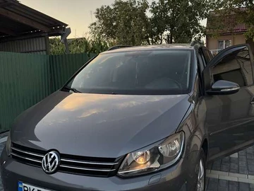 Авто Volkswagen Touran 2012 № 7929250