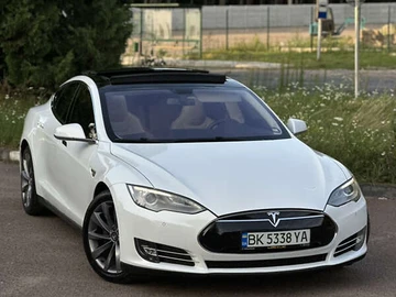 Авто Tesla Model S 2014 № 7929255