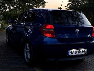 Авто BMW 1 Series 2004 № 7929463