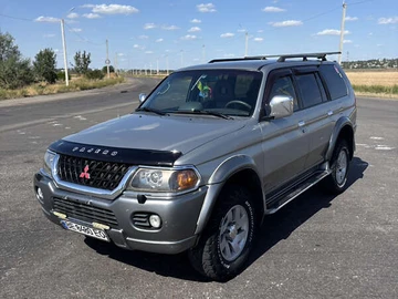 Авто Mitsubishi Pajero 2000 № 7929476