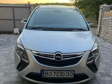Авто Opel Zafira Tourer 2013 № 7929528
