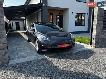 Авто Tesla Model 3 2019 № 7929569