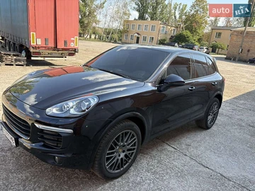 Авто Porsche Cayenne 2017 № 7929619