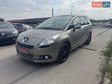 Авто Peugeot 5008 2013 № 7929771