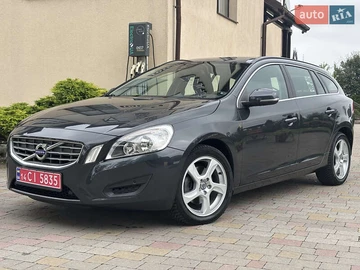Авто Volvo V60 2013 № 7929788