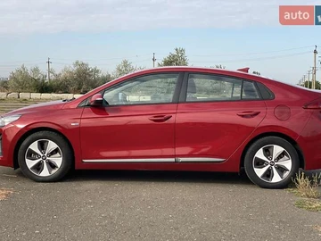Авто Hyundai Ioniq 2019 № 7929799
