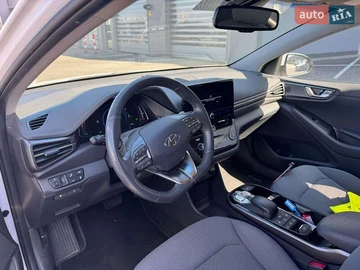 Авто Hyundai Ioniq Electric 2020 № 7929836