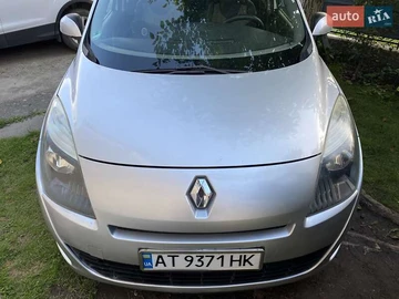 Авто Renault Grand Scenic 2010 № 7929991