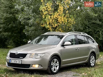 Авто Skoda Superb 2012 № 7930021