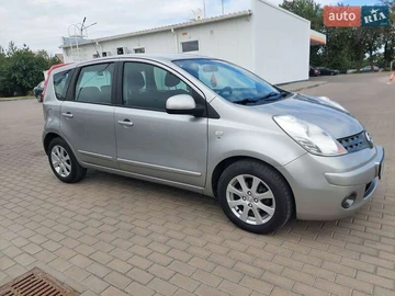 Авто Nissan Note 2008 № 7930066