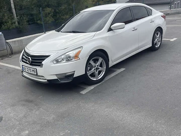 Авто Nissan Altima 2012 № 7930088