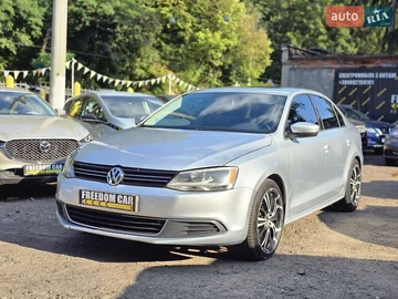 Авто Volkswagen Jetta 2014 № 7930115