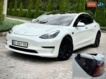 Авто Tesla Model 3 2021 № 7930260