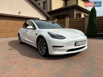 Авто Tesla Model 3 2021 № 7930287