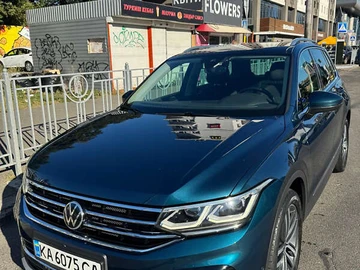 Авто Volkswagen Tiguan 2021 № 7930309