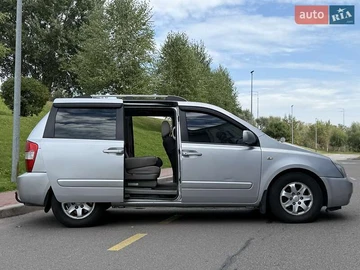 Авто KIA Carnival 2006 № 7930410