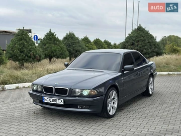 Авто BMW 7 Series 1999 № 7930487