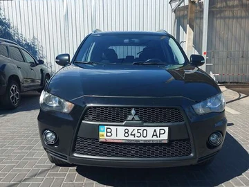 Авто Mitsubishi Outlander Xl 2010 № 7930648