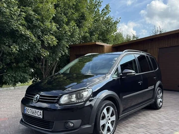 Авто Volkswagen Touran 2012 № 7930650