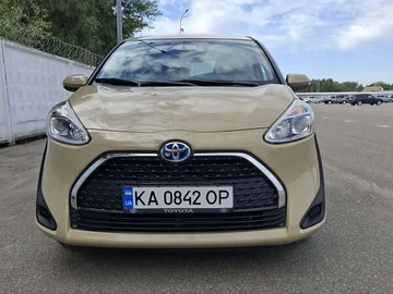 Авто Toyota Sienta 2018 № 7930711