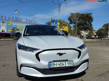 Авто Ford Mustang Mach-E 2023 № 7930811