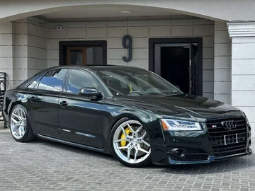 Авто Audi S8 2015 № 7930847