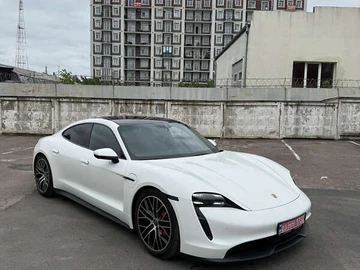 Авто Porsche Taycan 2020 № 7930849