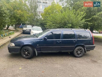 Авто Volvo V70 2005 № 7930863