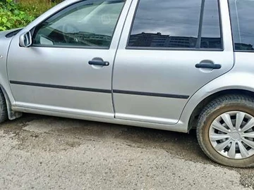 Авто Volkswagen Golf 2003 № 7930943