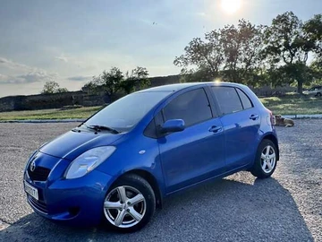 Авто Toyota Yaris 2006 № 7930992