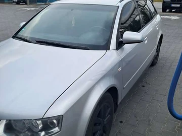 Авто Audi A4 2002 № 7931017