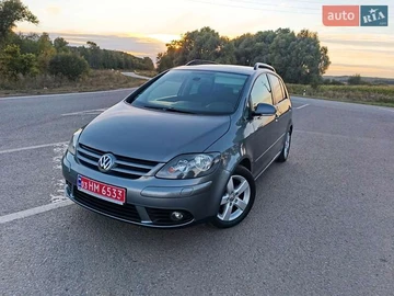 Авто Volkswagen Golf Plus 2008 № 7931075