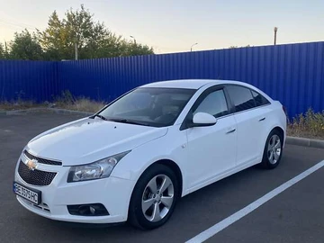 Авто Chevrolet Cruze 2012 № 7931087