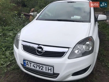 Авто Opel Zafira 2010 № 7931092