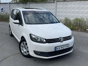 Авто Volkswagen Touran 2012 № 7931126