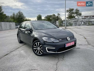 Авто Volkswagen E-Golf 2020 № 7931228