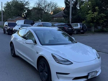 Авто Tesla Model 3 2020 № 7931307