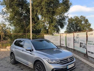 Авто Volkswagen Tiguan 2021 № 7931508