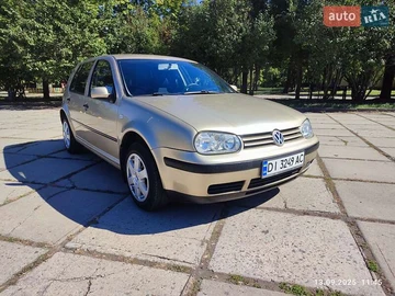 Авто Volkswagen Golf 2004 № 7931531