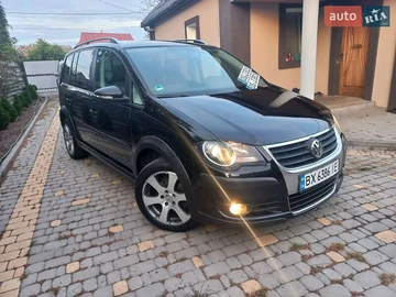 Авто Volkswagen Cross Touran 2009 № 7931570
