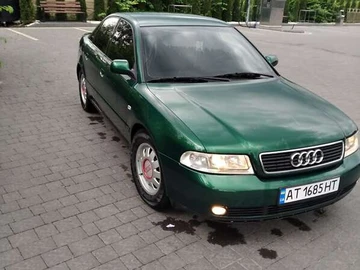 Авто Audi A4 2000 № 7931673
