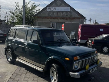 Авто ВАЗ 2131 Нива 2000 № 7931674