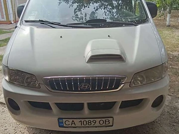 Авто Hyundai H-1 2005 № 7931687