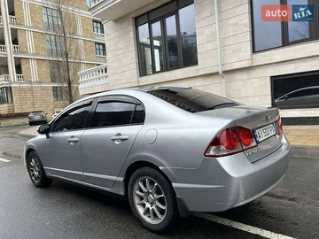 Авто Honda Civic 2008 № 7931728