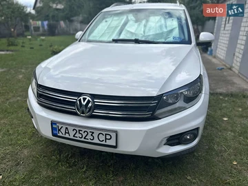 Авто Volkswagen Tiguan 2012 № 7931776