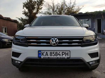 Авто Volkswagen Tiguan 2017 № 7931816