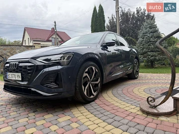 Авто Audi Q8 Sportback E-Tron 2024 № 7931859