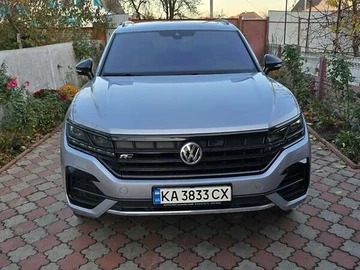 Авто Volkswagen Touareg 2018 № 7931860